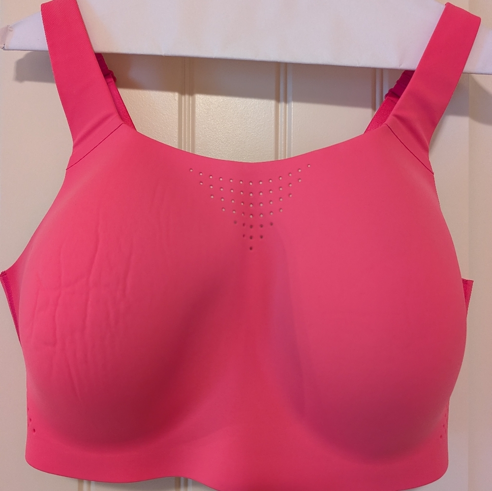 Victoria's Secret Vibrant Pink Seamless Sport Bra